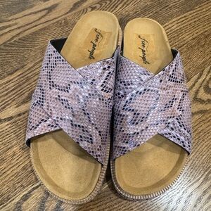NWOT Free People Women's Purple Snake-Print Slide Sandals